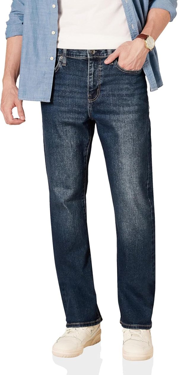 Men's Straight-Fit Stretch Jean